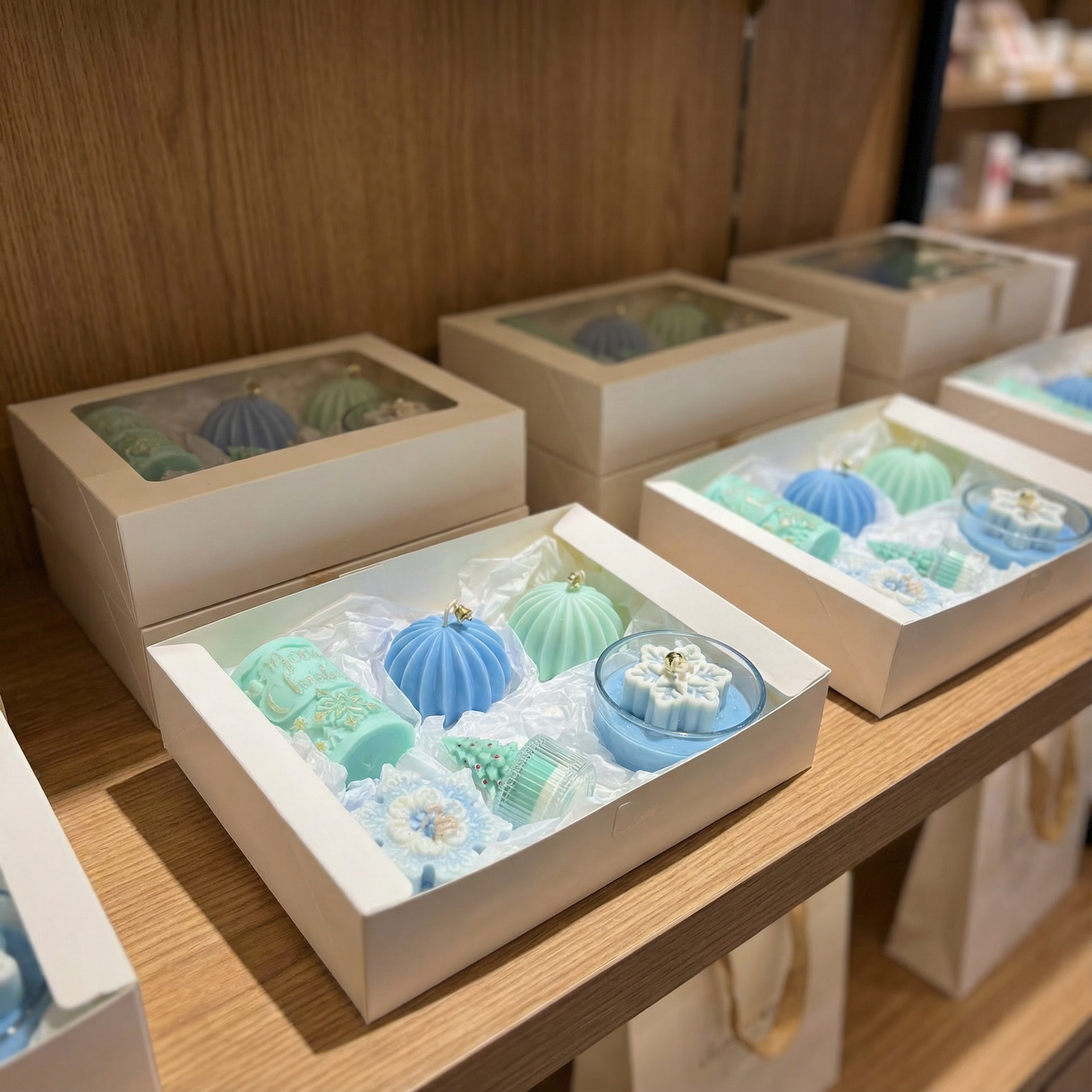 Snowflake Christmas Candle Set - 6 Pieces